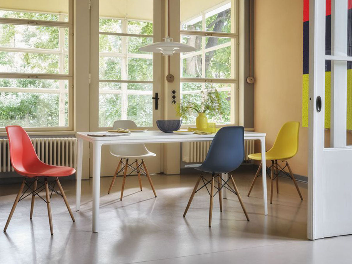 A Chair Story - The Vitra Eames DSW Chair