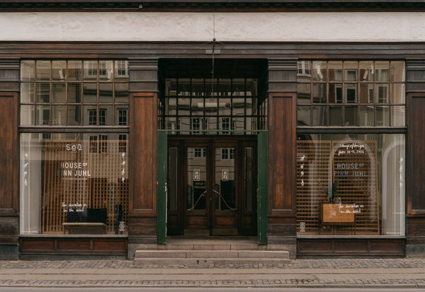 finn_juhl_exterior_3_days_desi