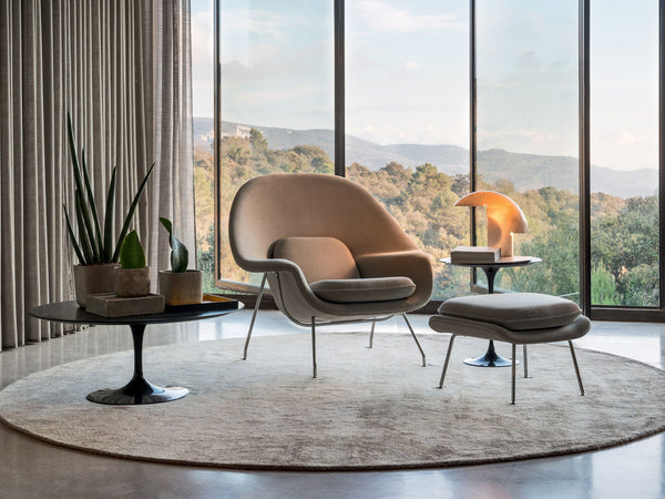 Knoll Saarinen Womb Chair and Ottoman Relax Design Classics