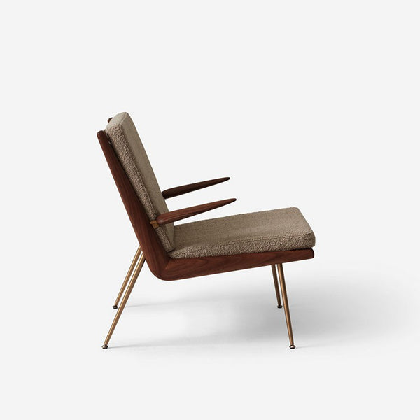 &Tradition Boomerang Lounge Chair Walnut HM2 | Scandinavian 