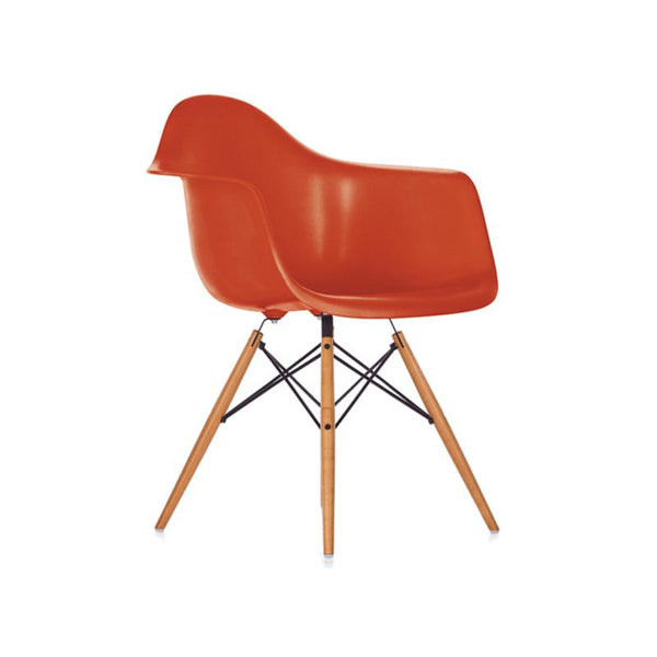 Vitra eames plastic store armchair daw