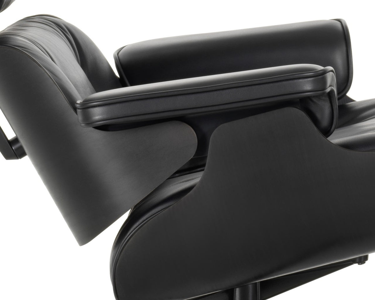 Vitra Eames Lounge Chair and Ottoman Black