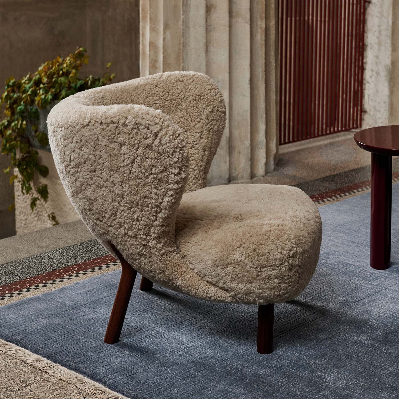 little petra lounge chair