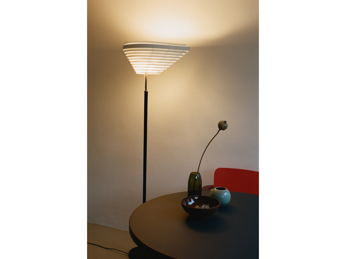 Artek A810 Floor Light