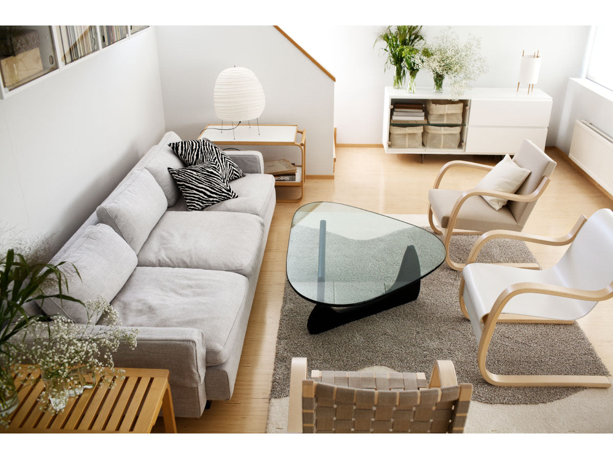 Artek 42 Armchair | Lifestyle with akari Light, Vitra Noguchi Coffee Table