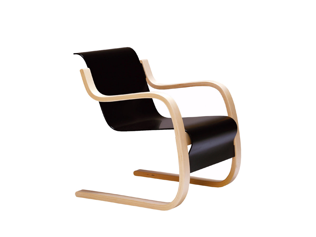 Artek 42 Armchair | Black
