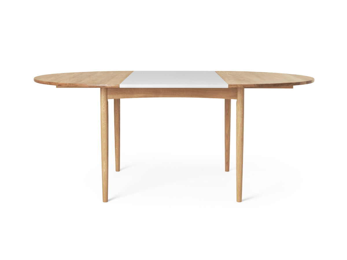 Carl Hansen BM0121 Dining Table