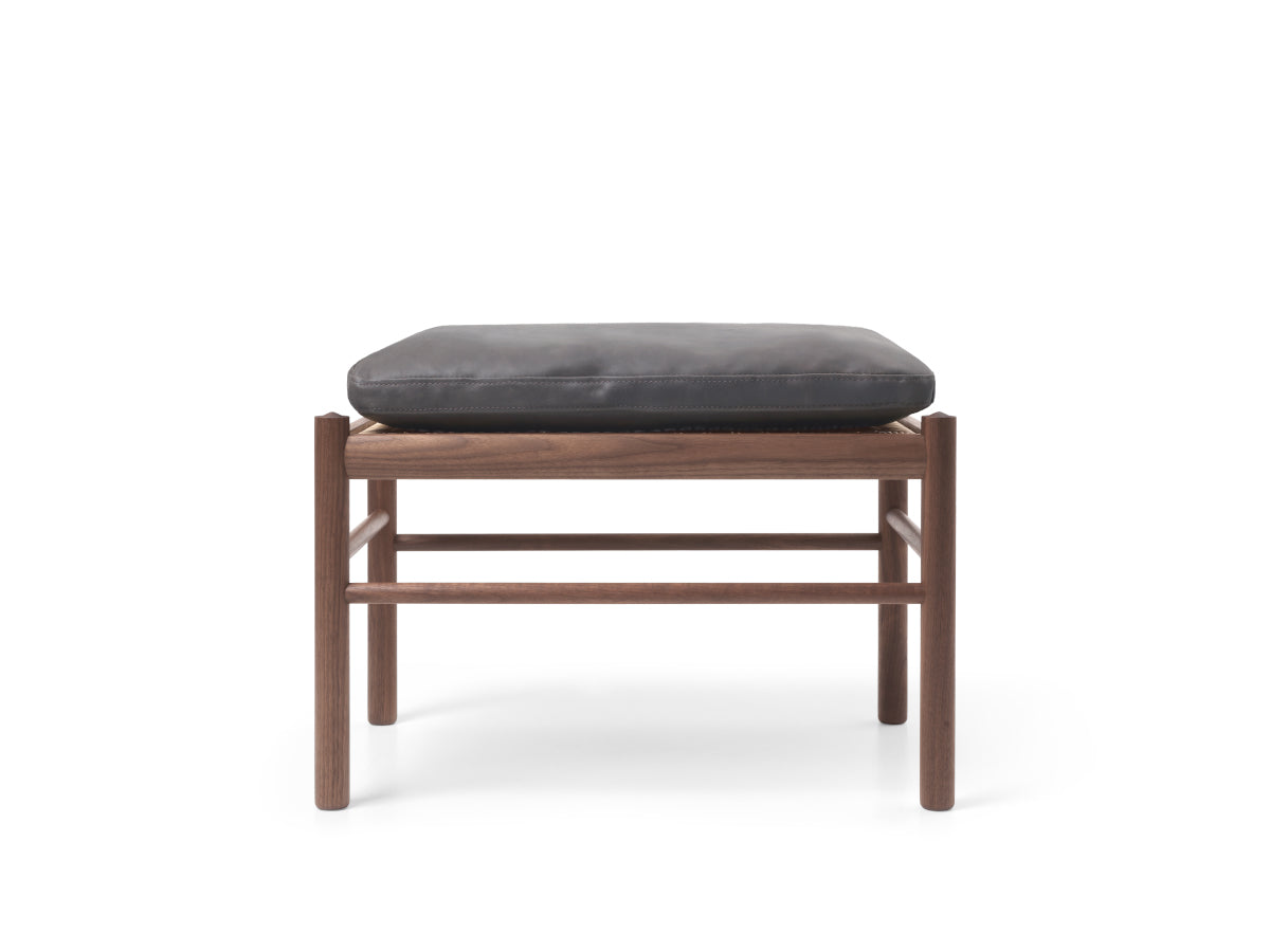 Carl Hansen OW149F Colonial Footstool - Terra Leather