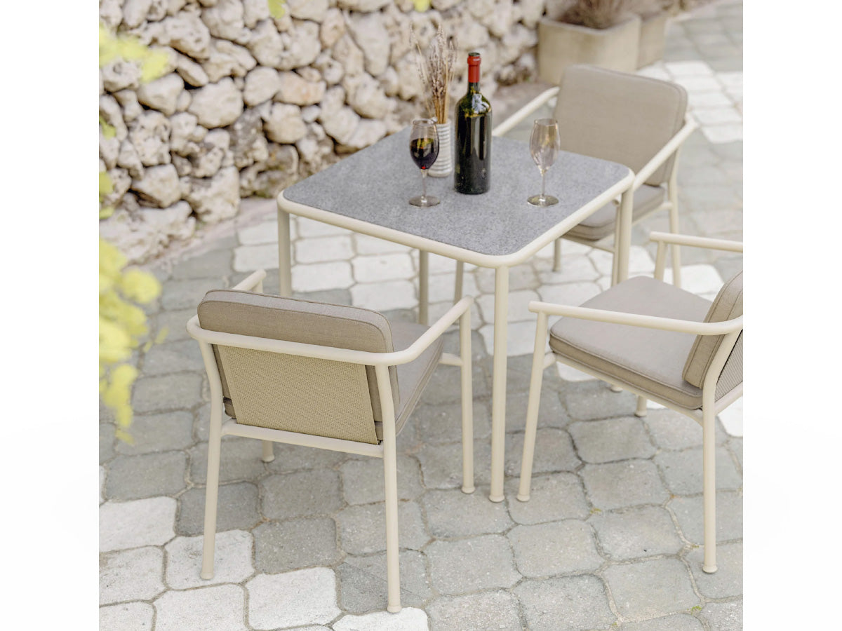 Case Campus Square Table