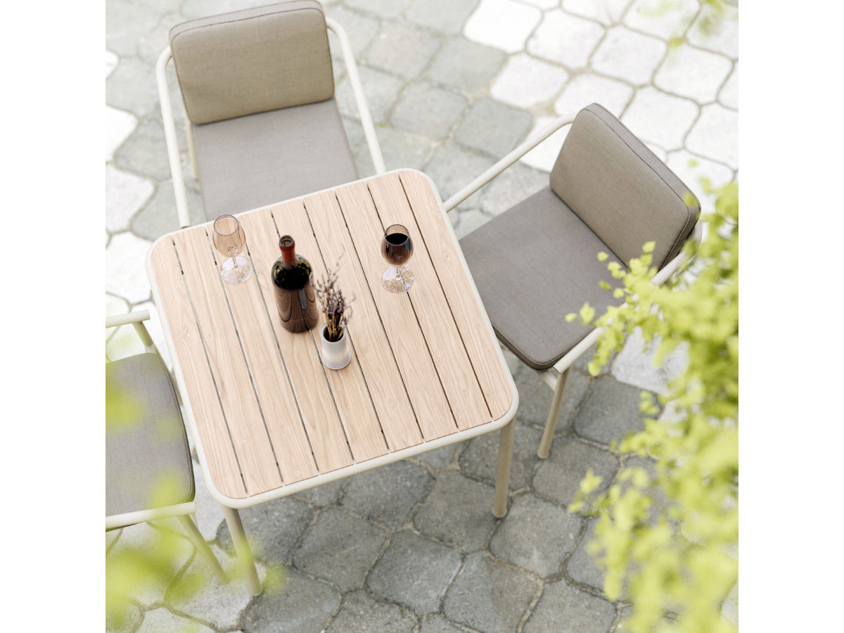 Case Campus Square Table