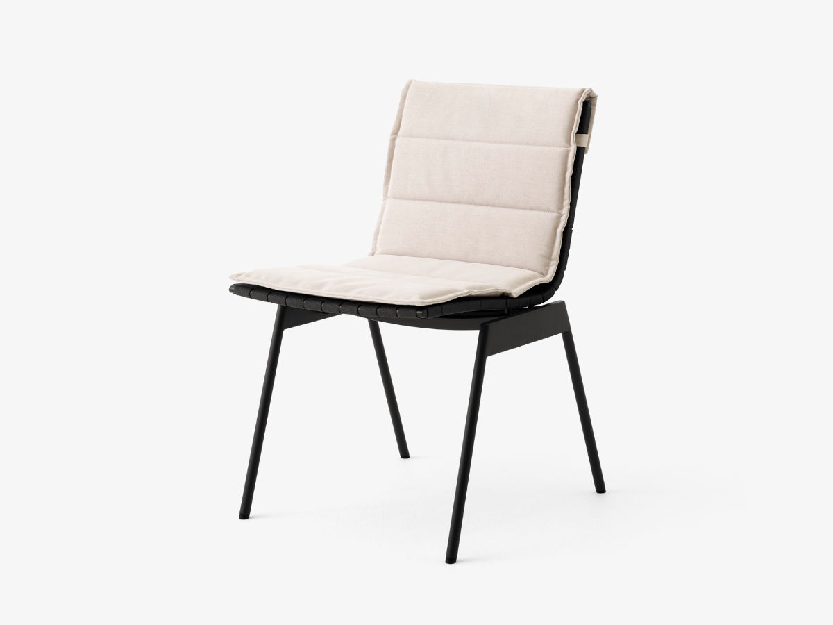 &amp;Tradition Ville AV33 Outdoor Side Chair