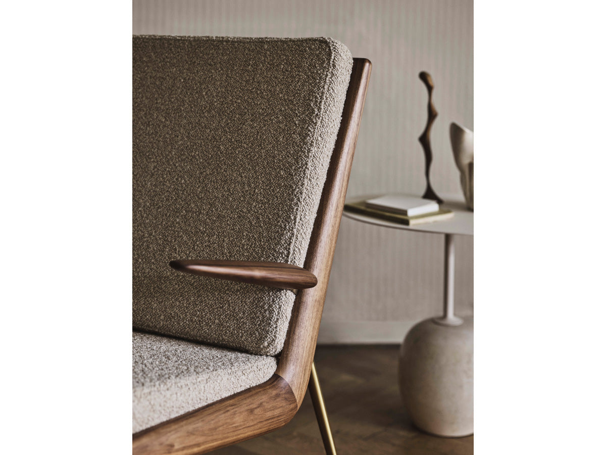 &Tradition Boomerang Lounge Chair Walnut HM2