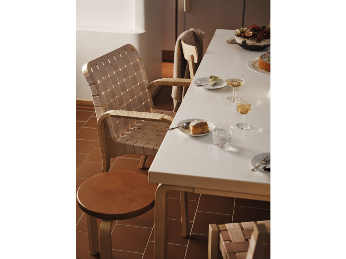 Artek 86 Dining Table - Close Up