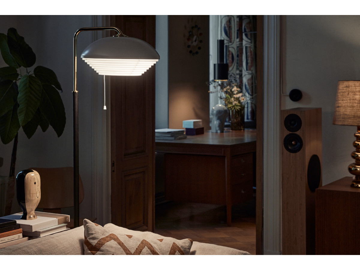 Artek A811 Floor Light