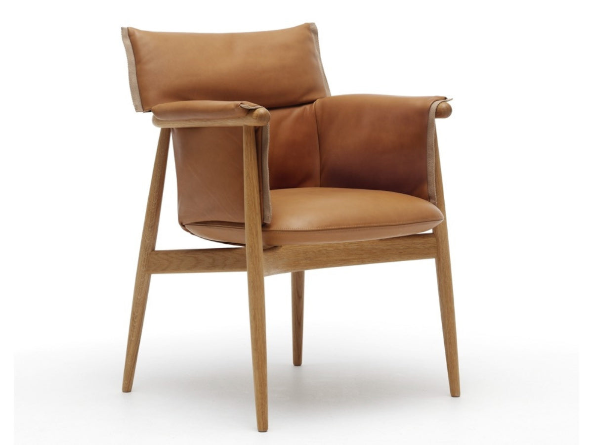 Carl Hansen Embrace Chair E005