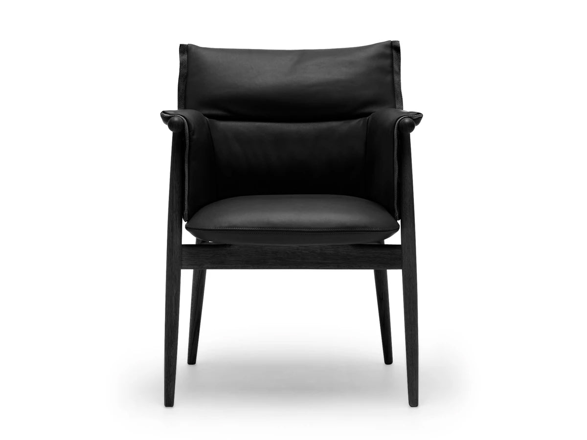 Carl Hansen Embrace Chair E005