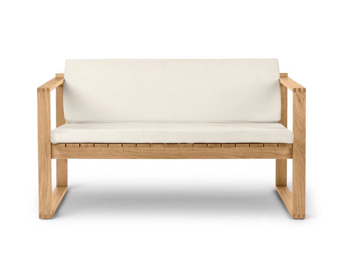 Carl Hansen BK12 Outdoor Lounge Sofa Untreated | Canvas Cushion
