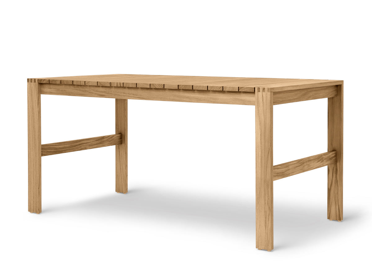 Carl Hansen BK15 Outdoor Dining Table Untreated Angle