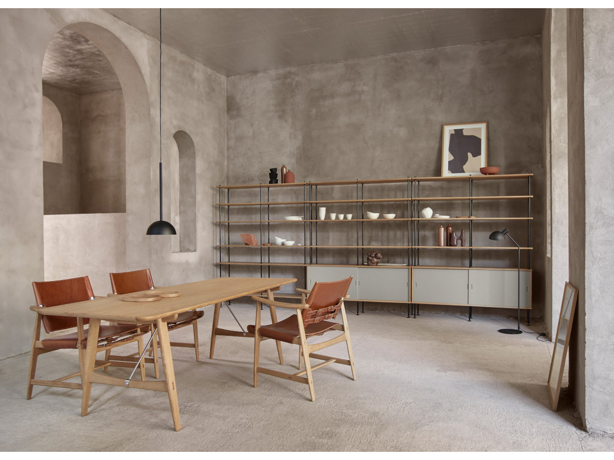 Carl Hansen BM1160 Hunting Table