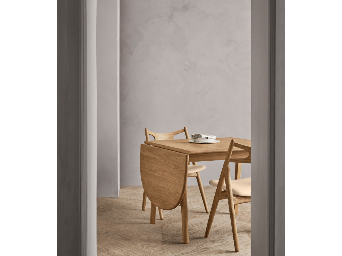 Carl Hansen CH002 Dining Table
