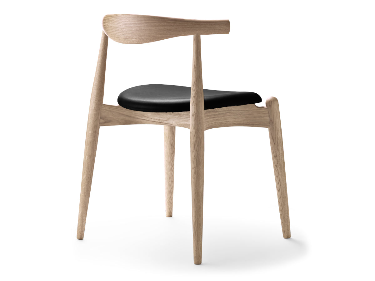 Carl Hansen CH20 Elbow Chair | Thor Leather | Oak Frame - Rear Profile