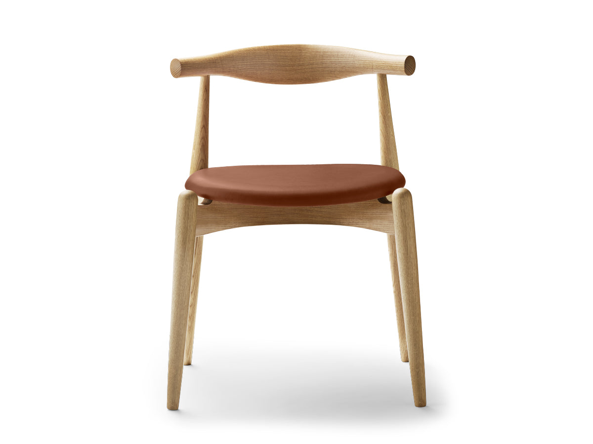 Carl Hansen CH20 Elbow Chair | Thor 307 | Oak Frame