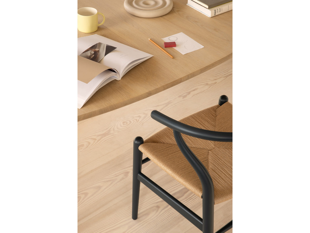 Carl Hansen CH24 Wishbone Chair - Soft Ilse Crawford | Natural Papercord - Lifestyle 