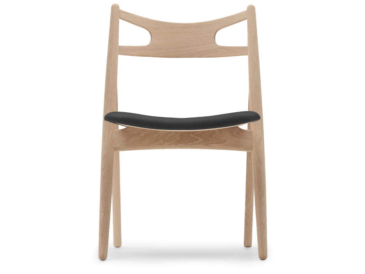 Carl Hansen CH29 Chair