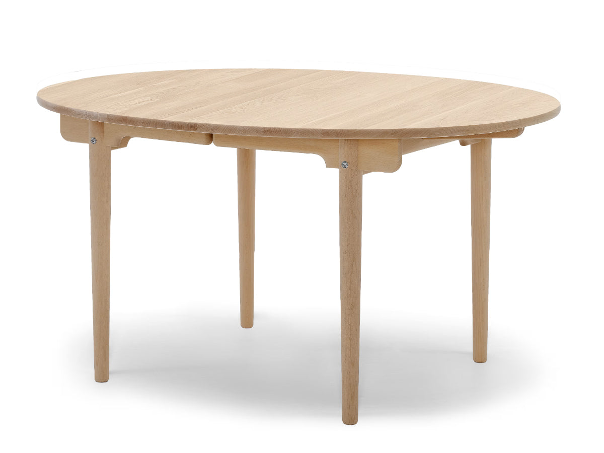 Carl Hansen CH337 Dining Table