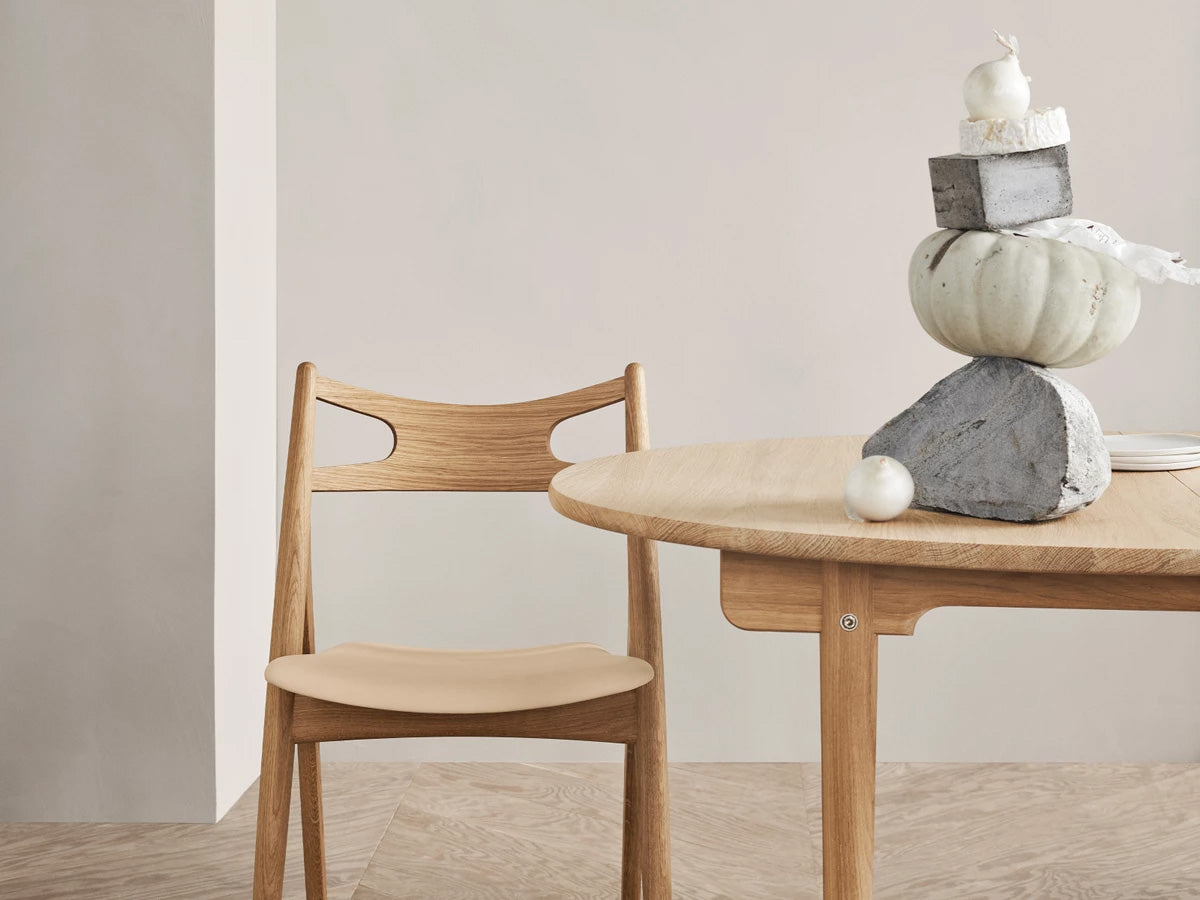 Carl Hansen CH337 Dining Table