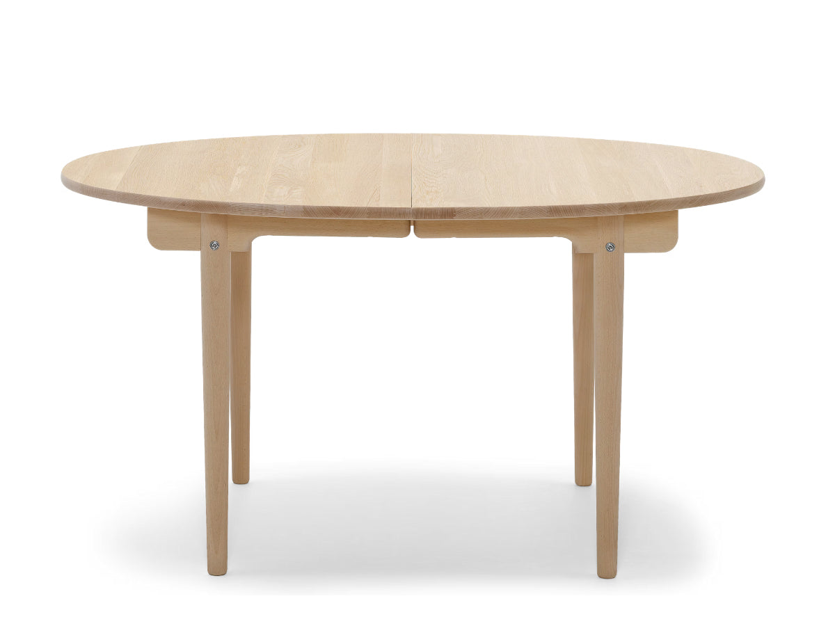 Carl Hansen CH337 Dining Table