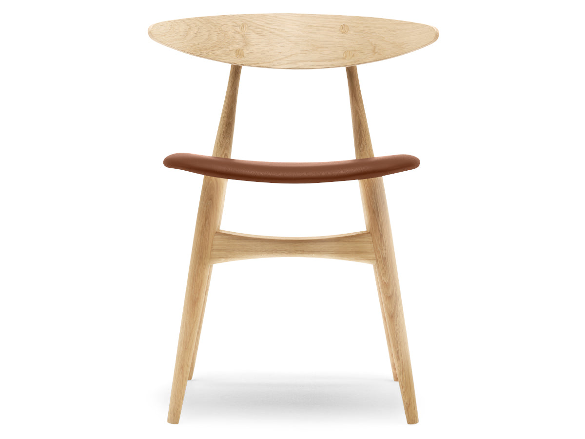 Carl Hansen CH33 Chair | Oak Lacquer Thor Leather