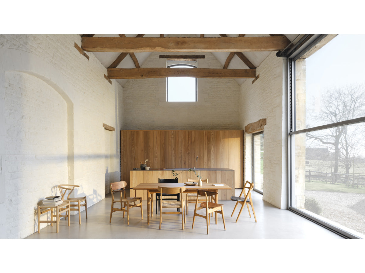 Carl Hansen CH37 Chair