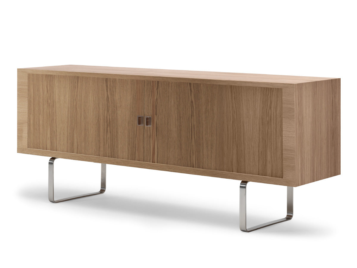 Carl Hansen CH825 Credenza | Oak Oil with Steel Legs