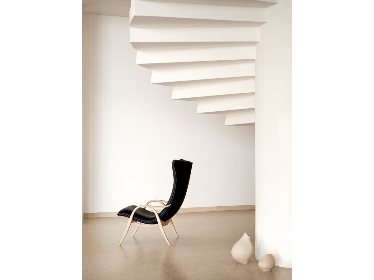 Carl Hansen FH429 Signature Chair | Oak Oil | SIF Leather | Lifestyle -Soap Oak