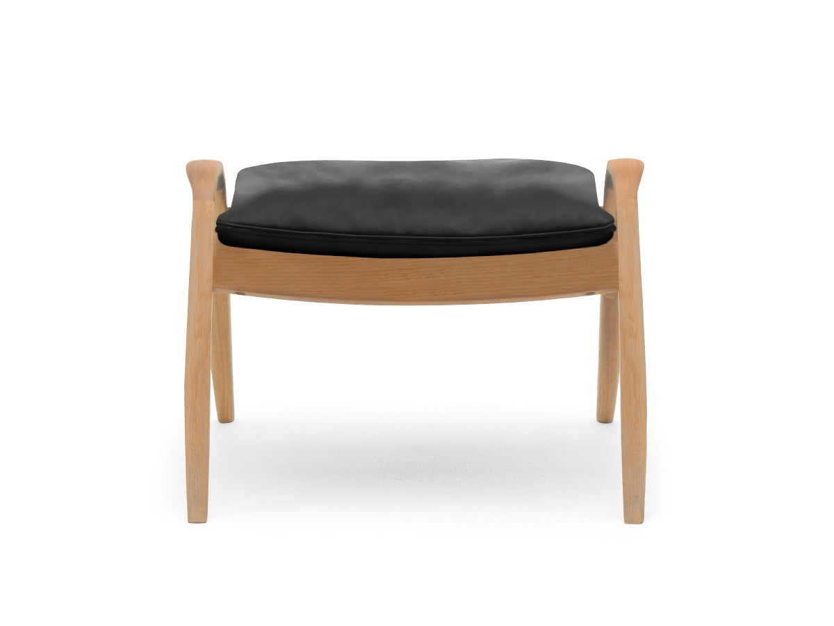 Carl Hansen FH430 Signature Footstool