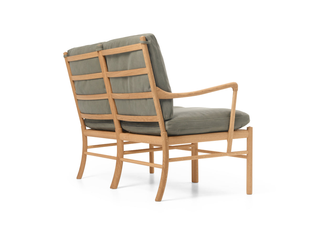 Carl Hansen OW149-2 Colonial Sofa - Terra Leather