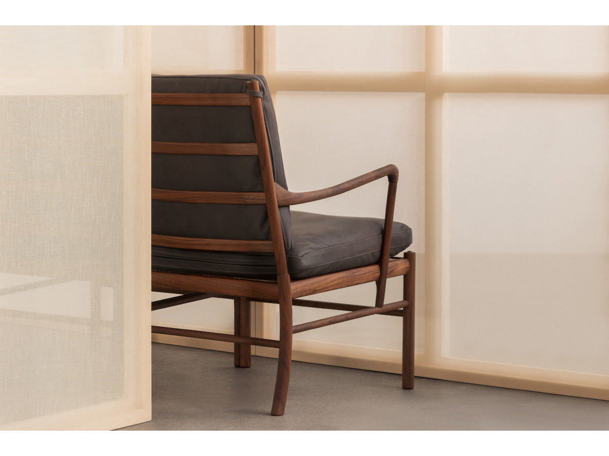 Carl Hansen OW149-2 Colonial Sofa - Terra Leather