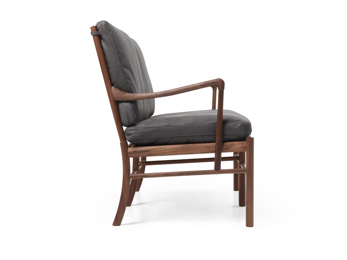 Carl Hansen OW149-2 Colonial Sofa - Terra Leather