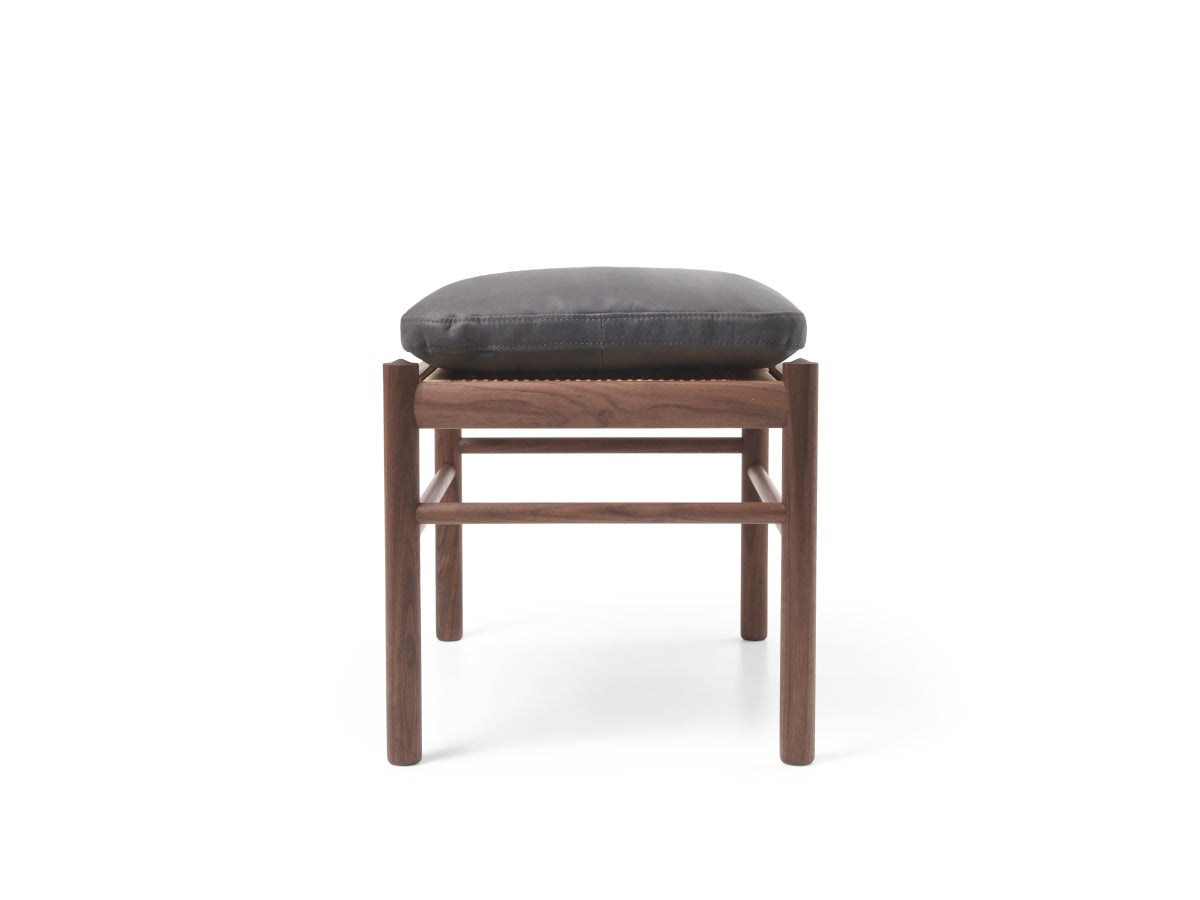 Carl Hansen OW149F Colonial Footstool - Terra Leather