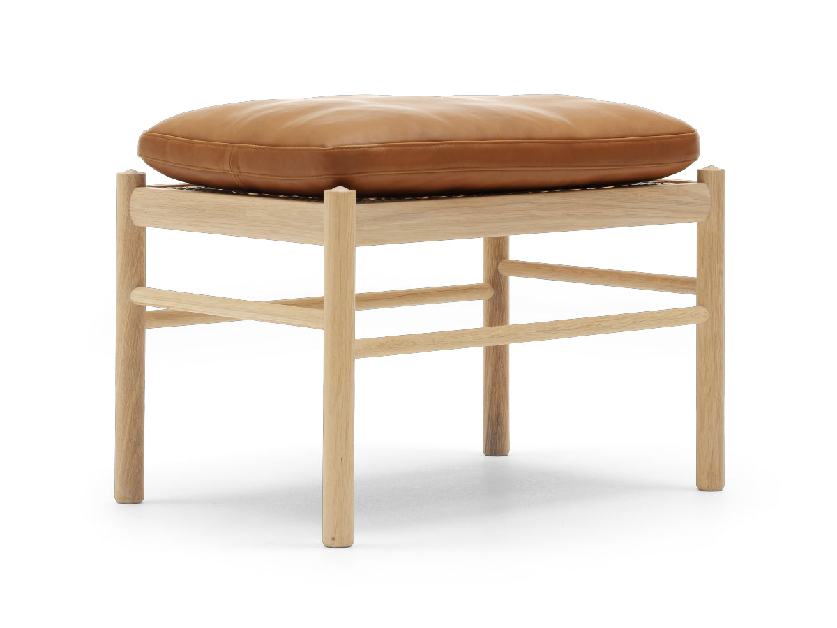 Carl Hansen OW149F Colonial Footstool