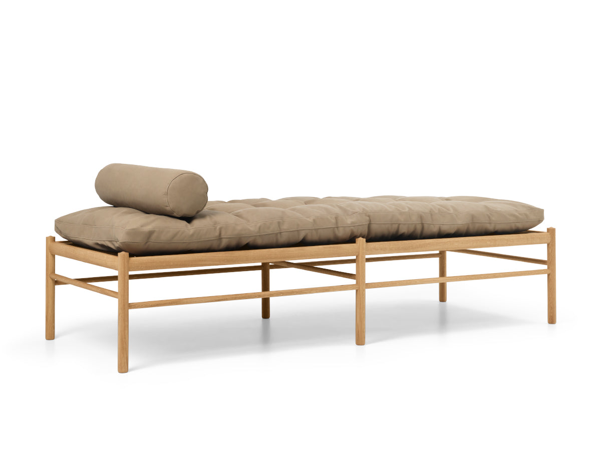 Carl Hansen OW150 Colonial Day bed - Terra Leather