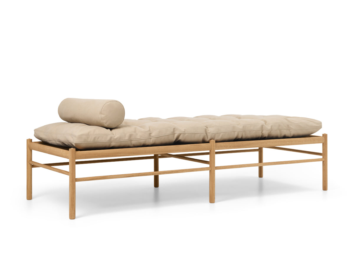 Carl Hansen OW150 Colonial Day bed - Terra Leather