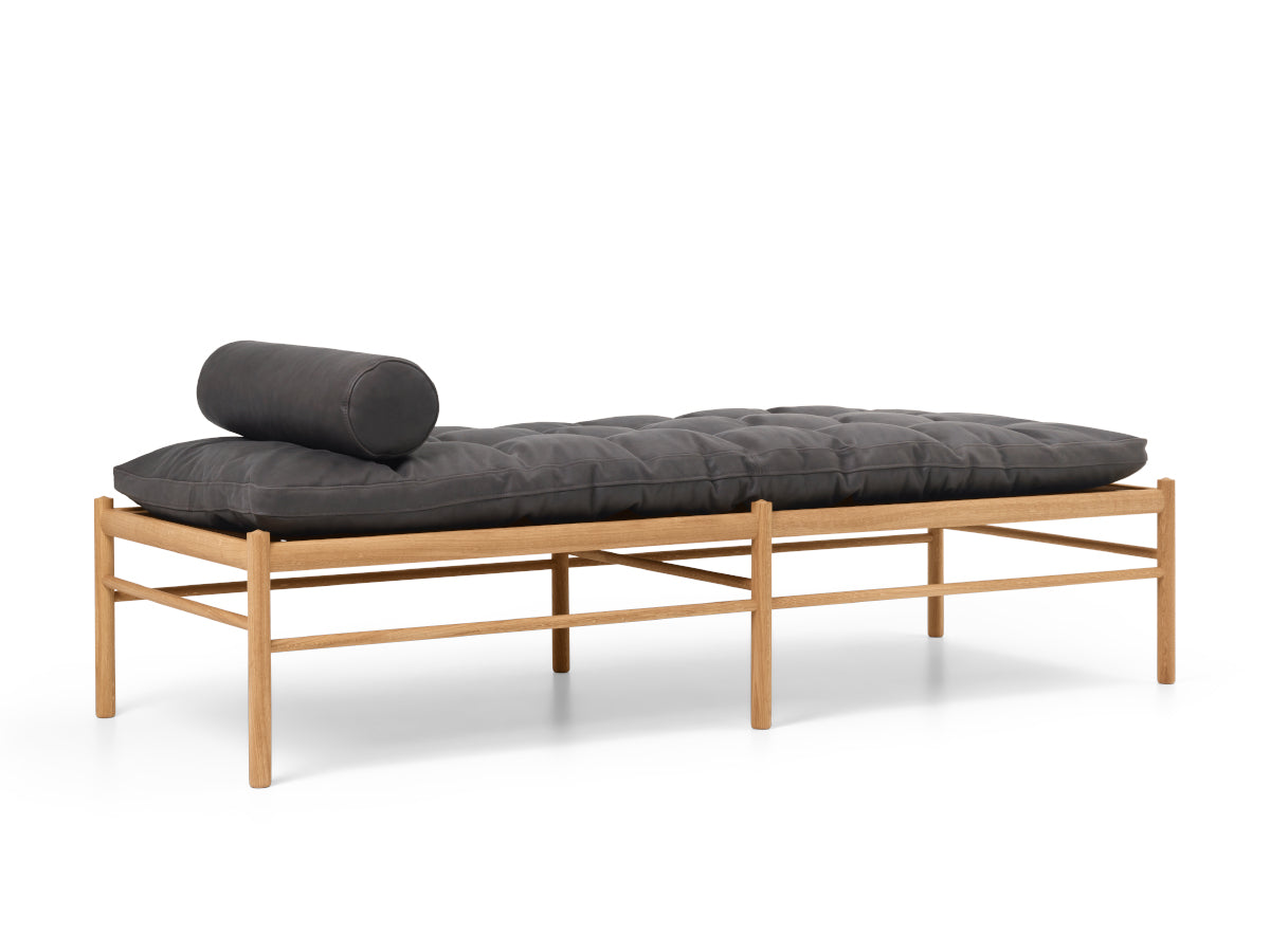 Carl Hansen OW150 Colonial Day bed - Terra Leather