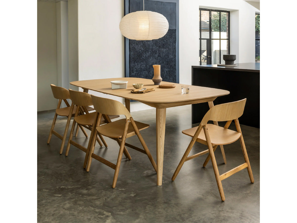 Case Bridge Extendable Table