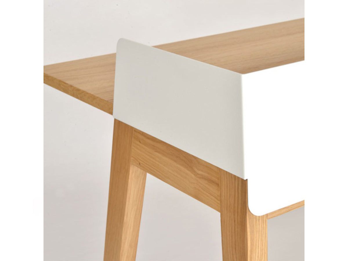 Case Brockwell Desk in Oak detail