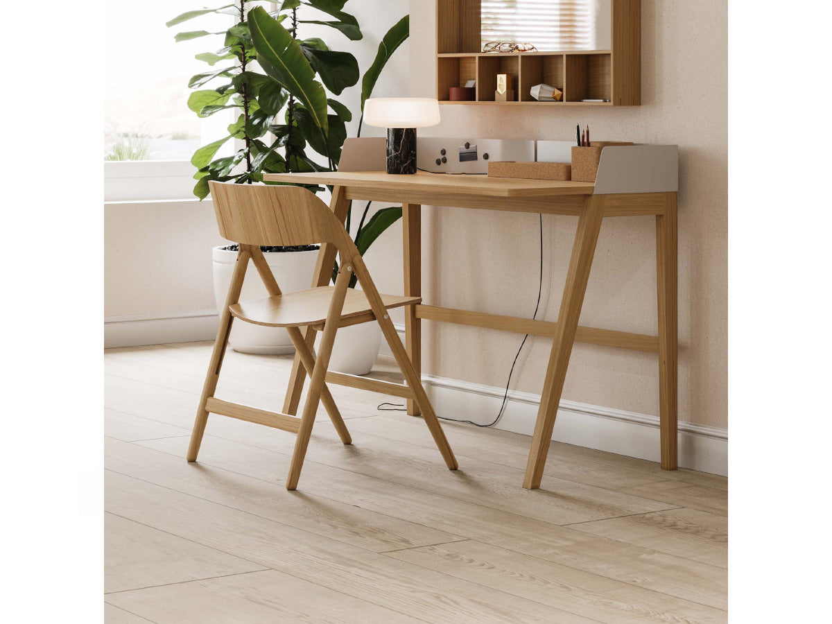 Case Brockwell Desk in Oak with Case Narin folding chair