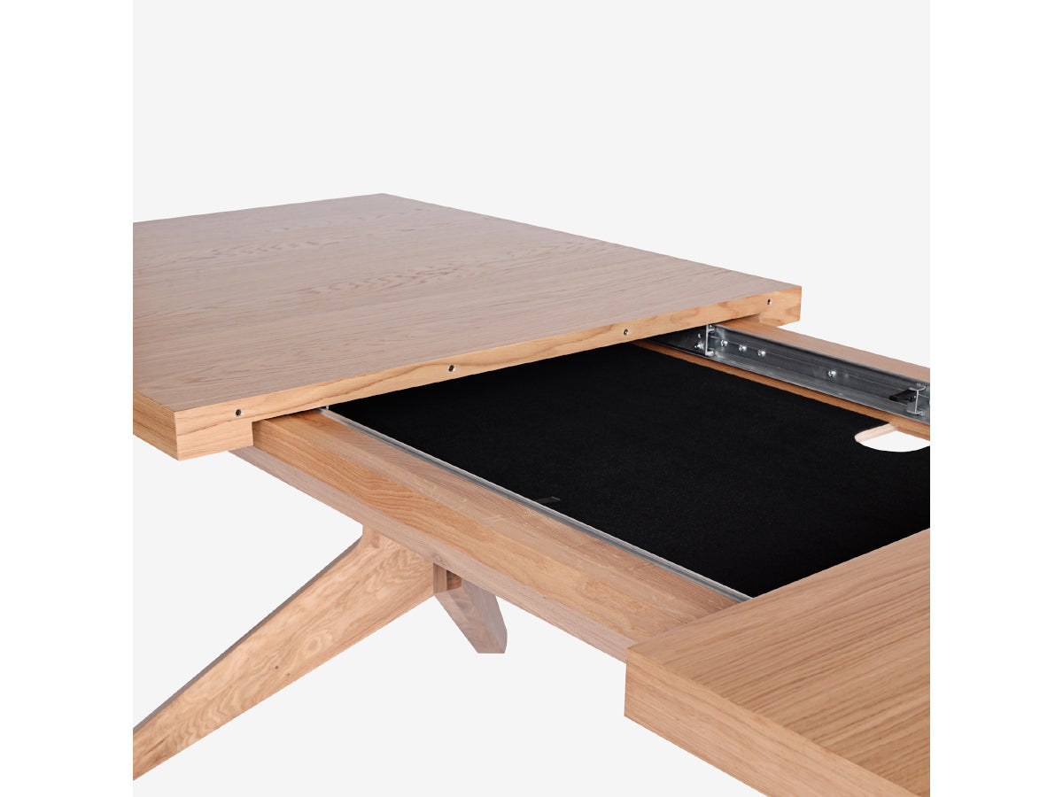 Case Cross Extendable Table