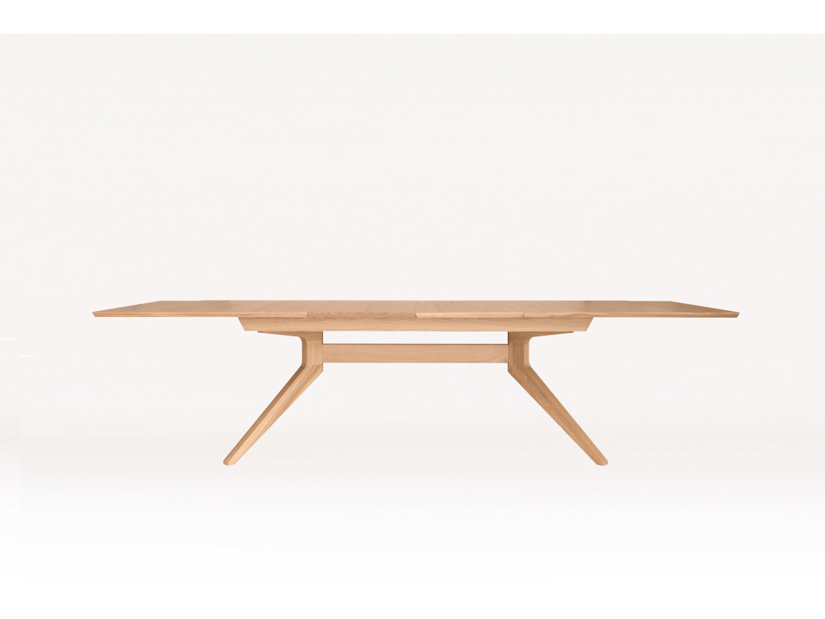 Case Cross Extendable Table - 2 Leaves - Oak