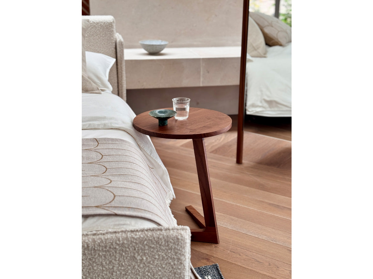 Case Cross Side Table